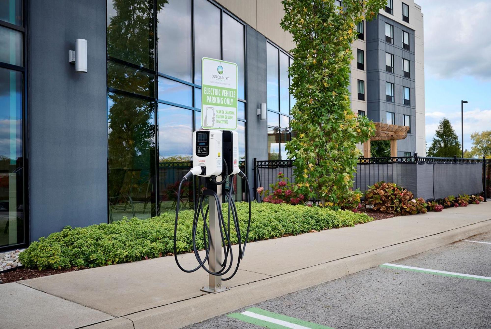 Holiday Inn Express Niagara-On-The-Lake By Ihg Exterior foto
